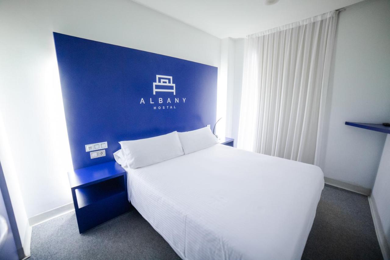 Hostal Albany Леон Екстериор снимка